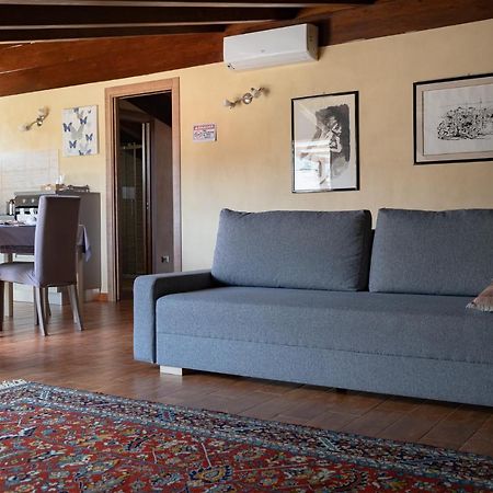 Mansarda In Centro Apartment Capri Leone ภายนอก รูปภาพ